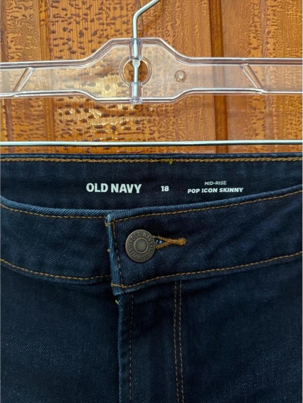 Pop Icon Skinny Jeans - Picture 2 of 3